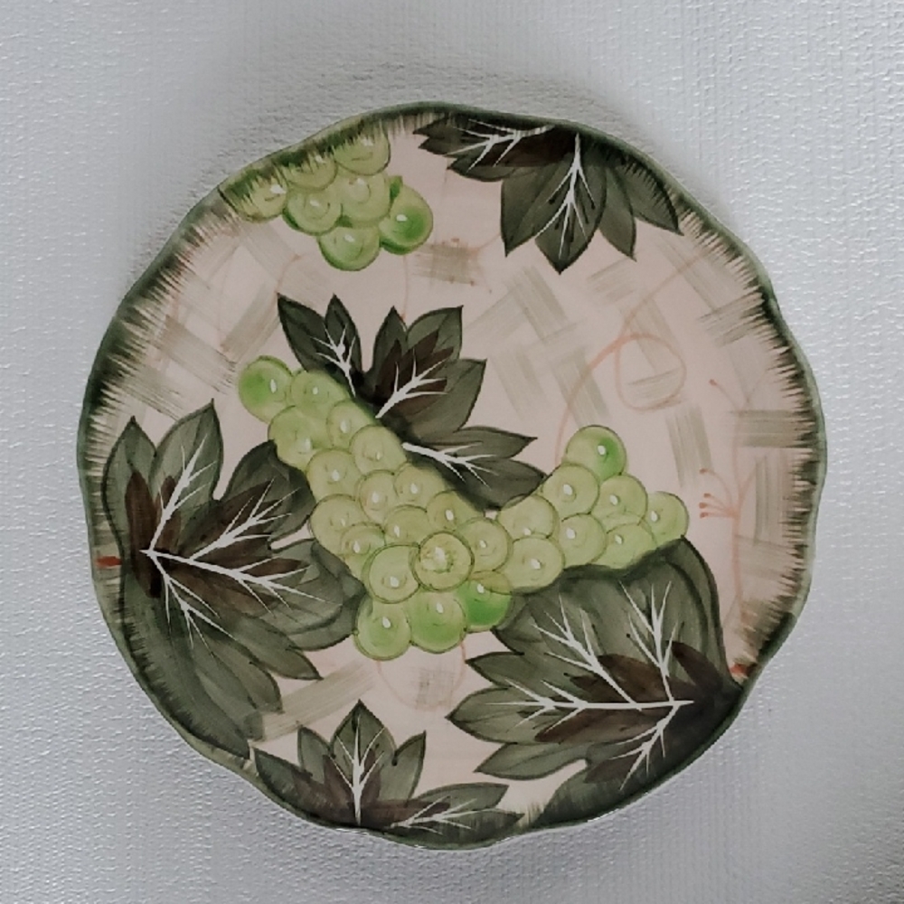 Ruby Hand Craft Green Grape Plate 10.5" - NWT